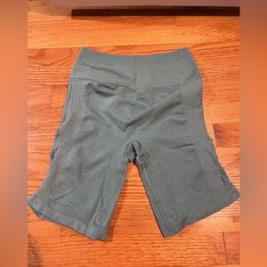 Alphalete seamless shorts